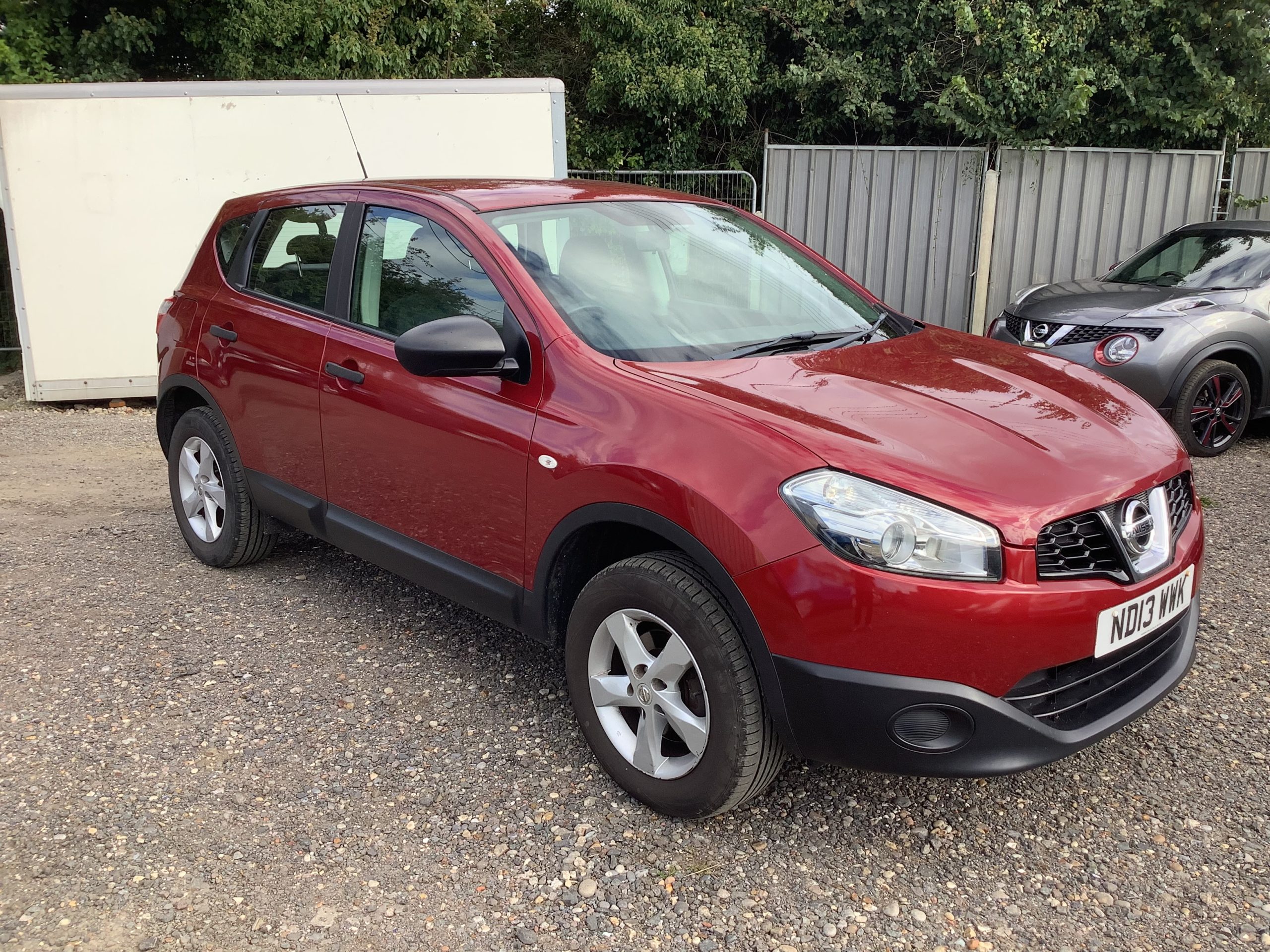 Nissan Qashqai Acenta (2013) 1.6 Acenta SUV 5dr Petrol Manual 2WD Euro 4 (115 ps)